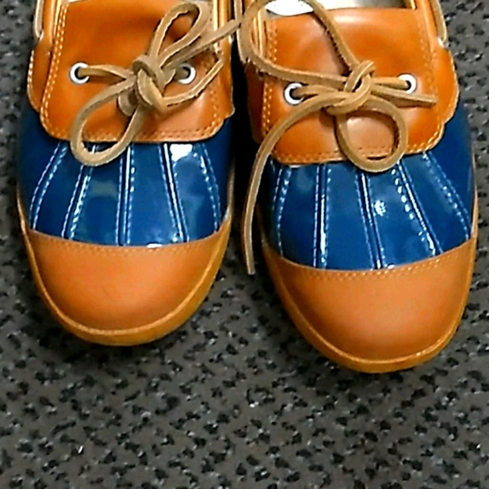 Ugg